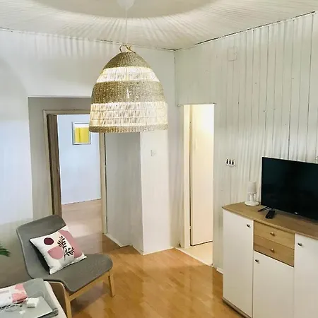 Apartmani-okrug Gornji-ciovo Apartment