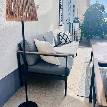 Apartmani-okrug Gornji-ciovo Apartment *