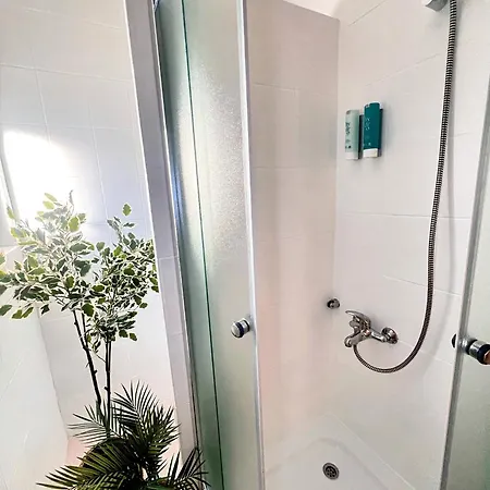 Apartmani-okrug Gornji-ciovo شقة